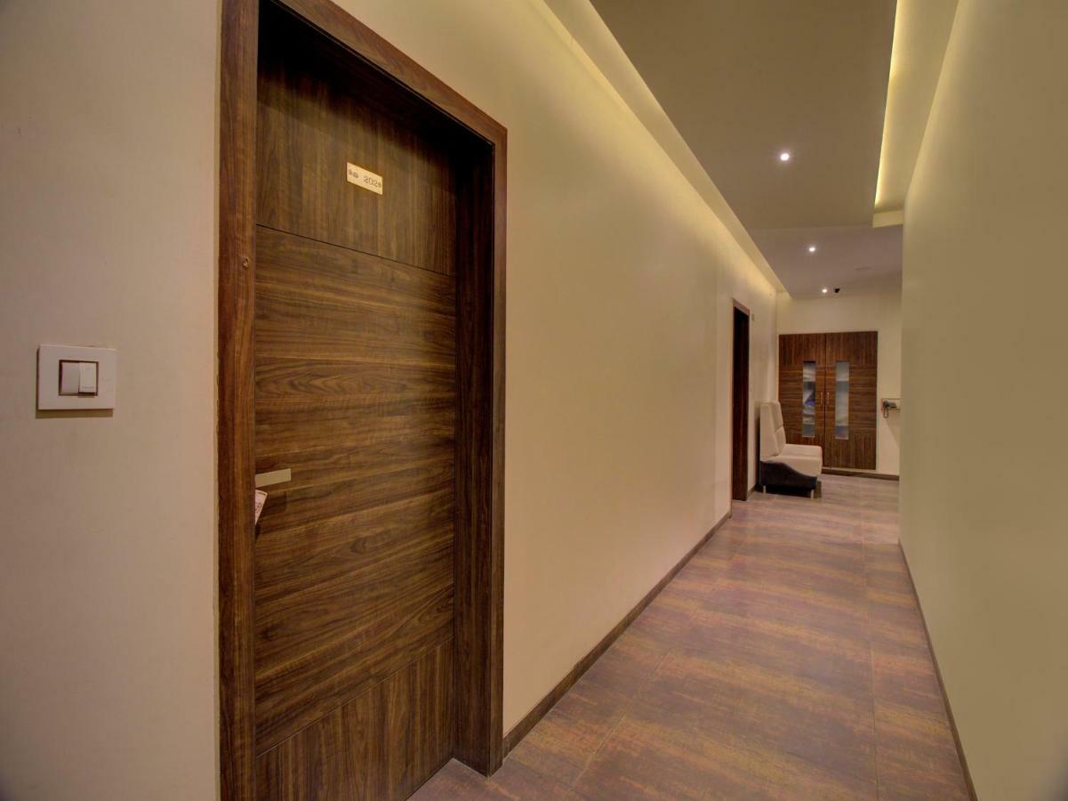 Oyo 35844 Hotel Lotus Residency Sangli Exterior photo