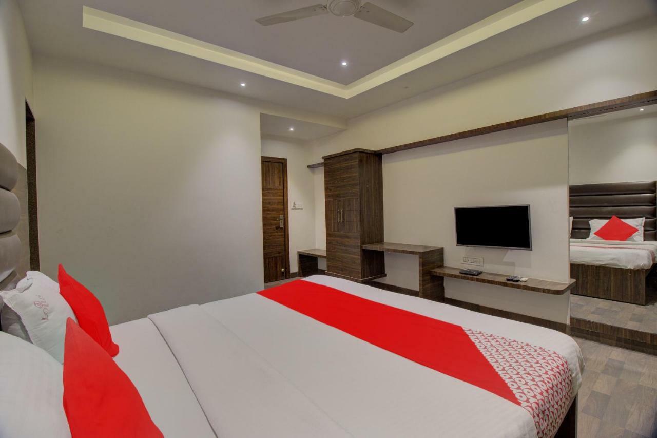 Oyo 35844 Hotel Lotus Residency Sangli Exterior photo